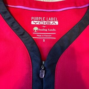 Healing Hands Purple Label Red Scrub Top size Small